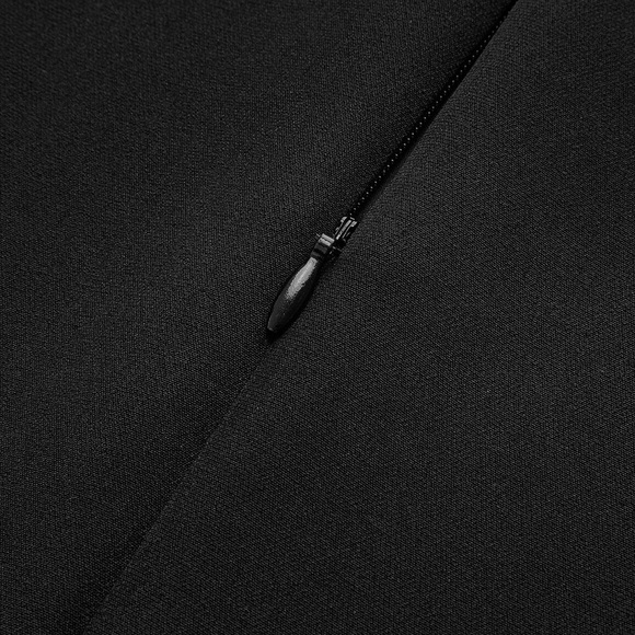 Commense Two-Tone Sleeveless Pleated Short Dress - Picture 7 of 12